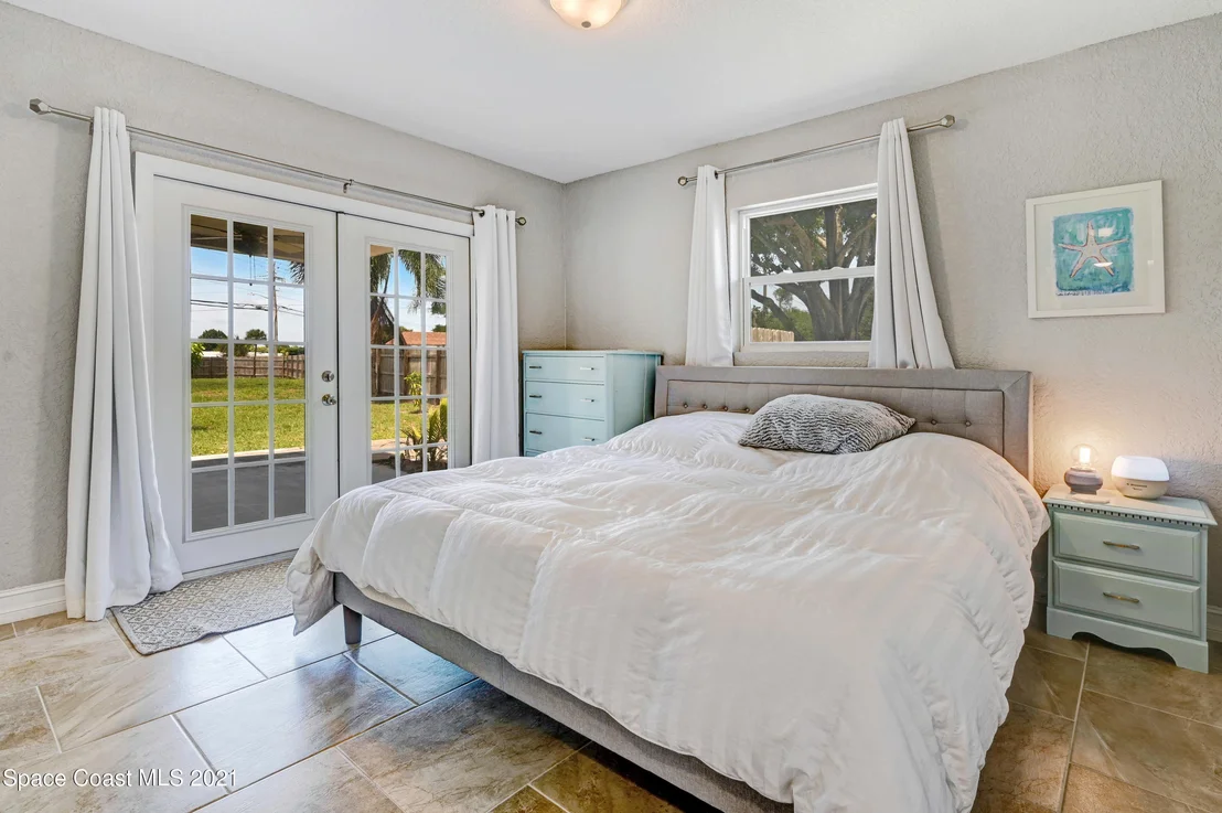 Photo of 827 Glenmore Circle