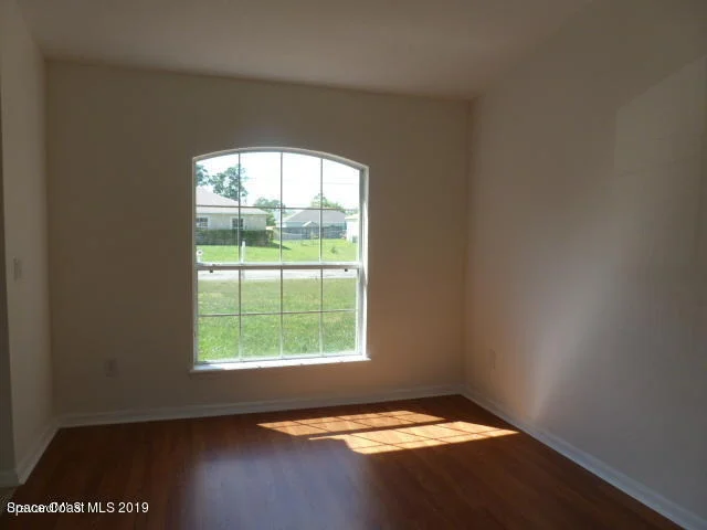 Photo of 2961 Hackensack Avenue SE