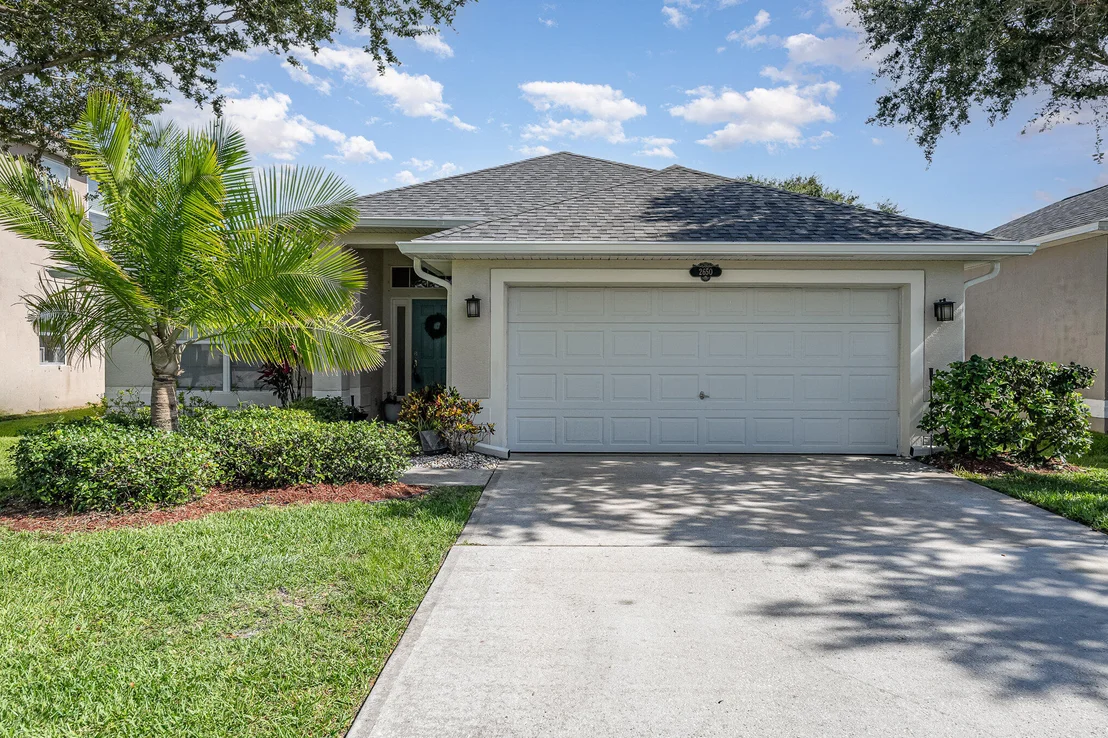 Photo of 2650 Stratford Pointe Drive