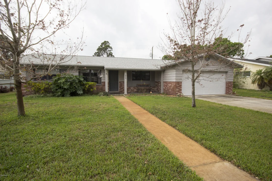Photo of 863 Westport Drive