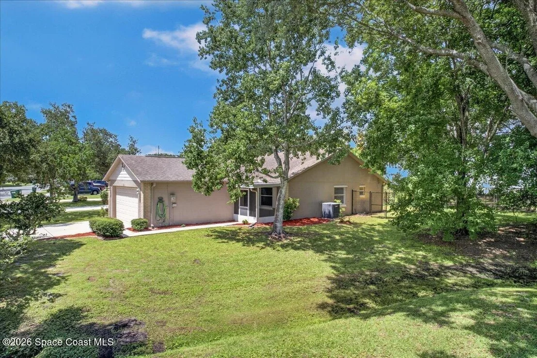 Photo of 3000 Winchester Drive