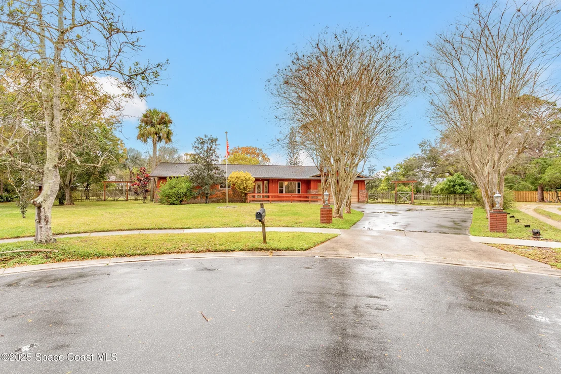 Photo of 8041 Pine Needle Lane