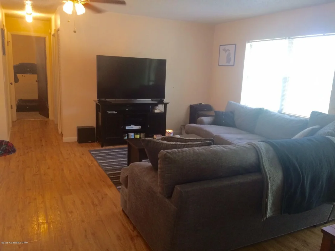 Photo of 2410 6th Street