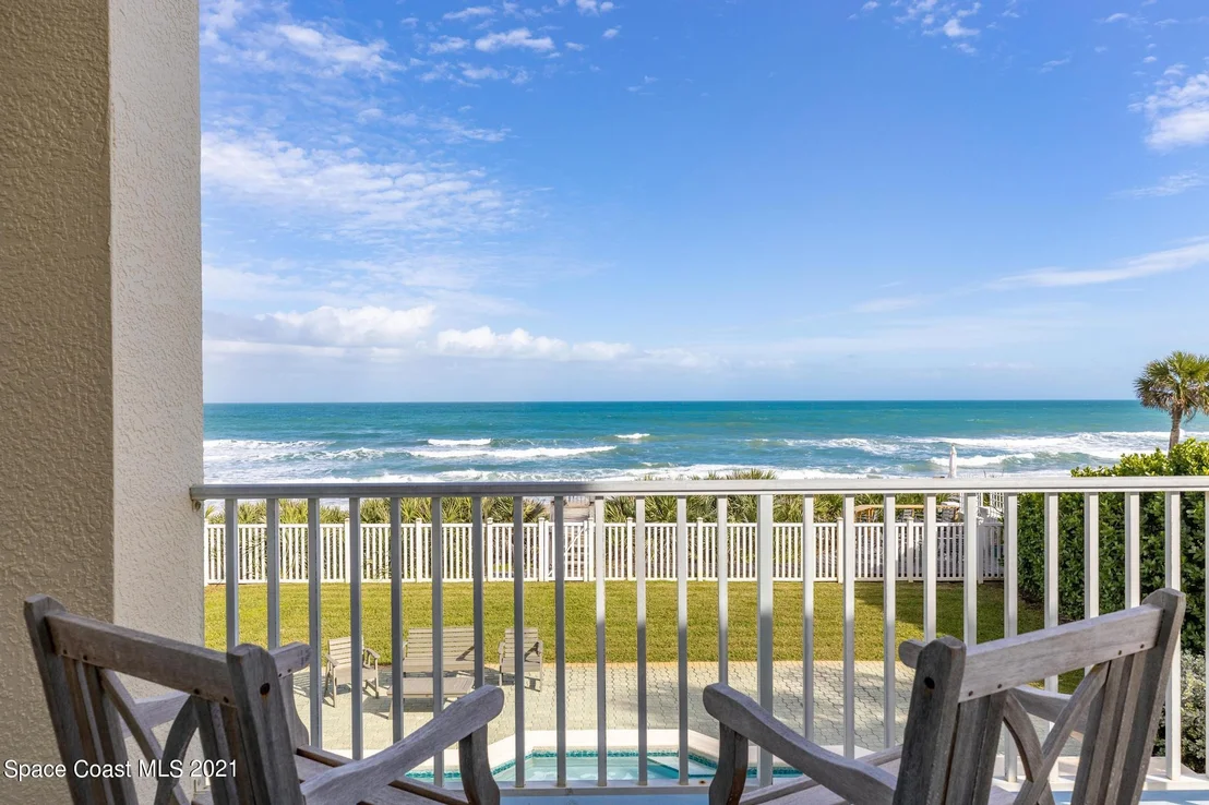 Photo of 735 Beach Street