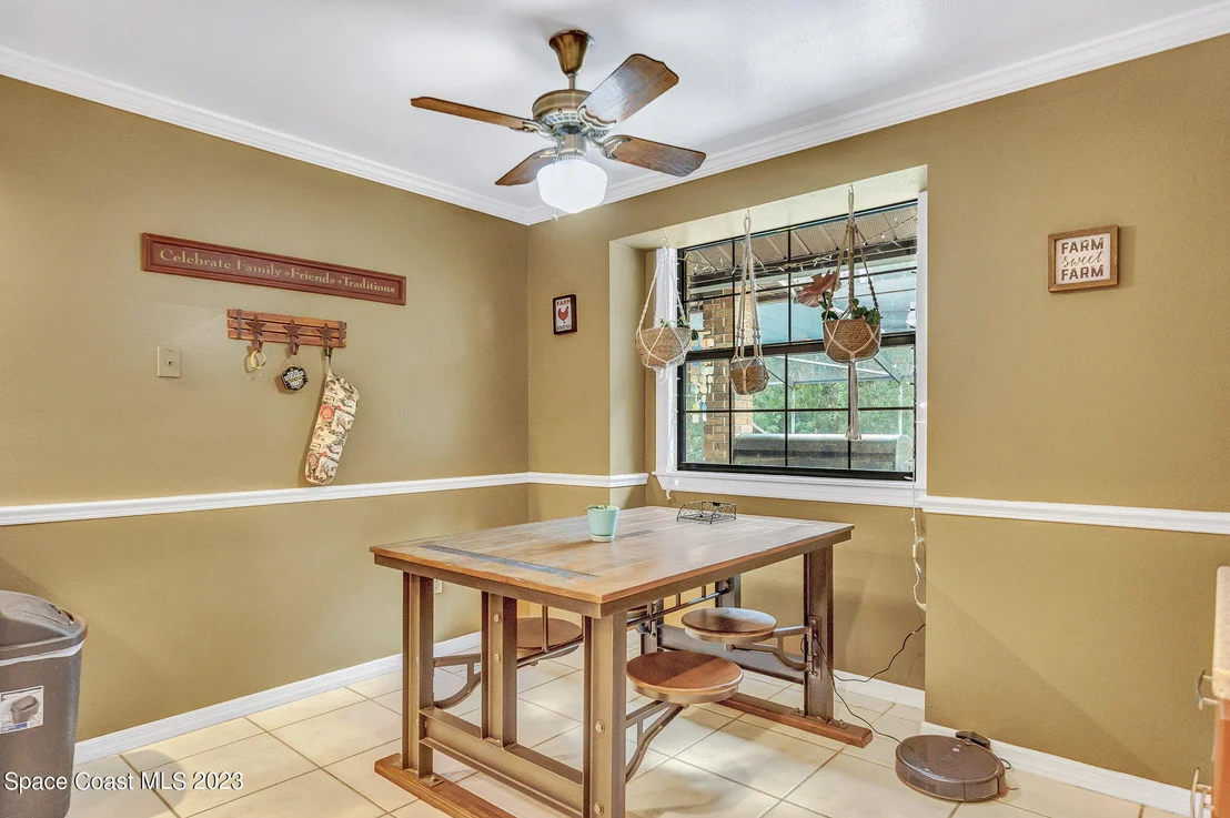Photo of 2281 Friday Road