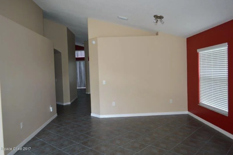 Photo of 594 Sedgewood Circle