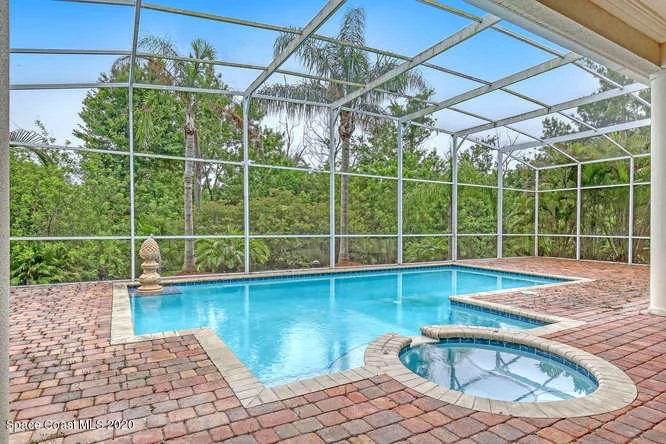 Photo of 902 Nelson Drive
