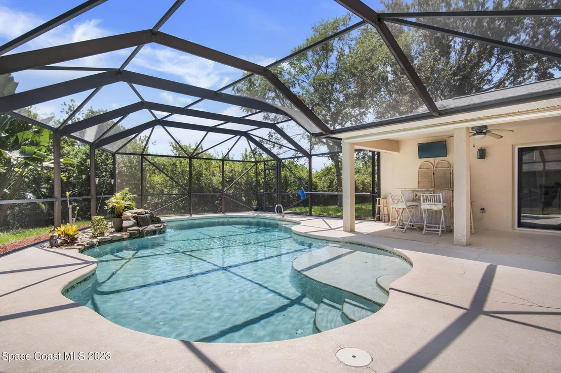 Photo of 1443 Hill Avenue