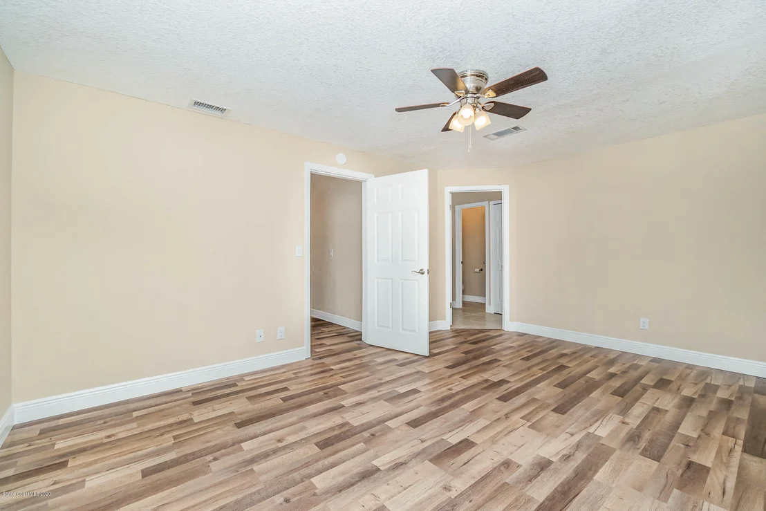 Photo of 4123 Sweet Bay Drive
