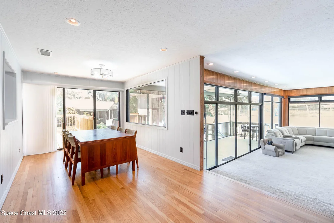 Photo of 1134 Rivermont Drive