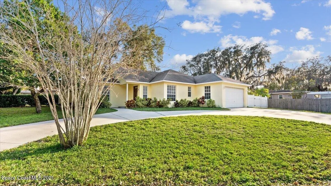 Photo of 2013 Logan Drive