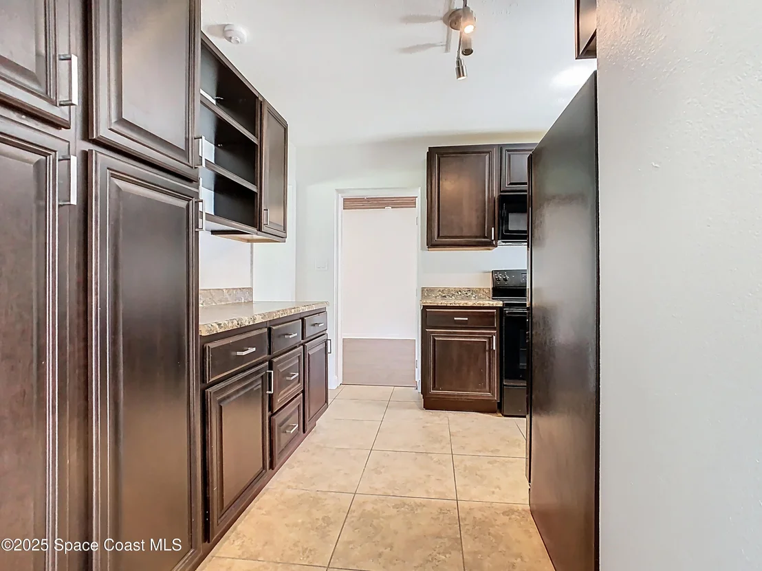 Photo of 819 W Whitmire Drive