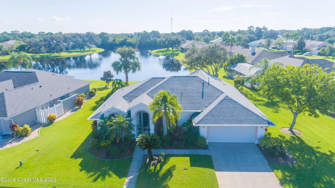 Photo of 5621 Herons Landing Drive