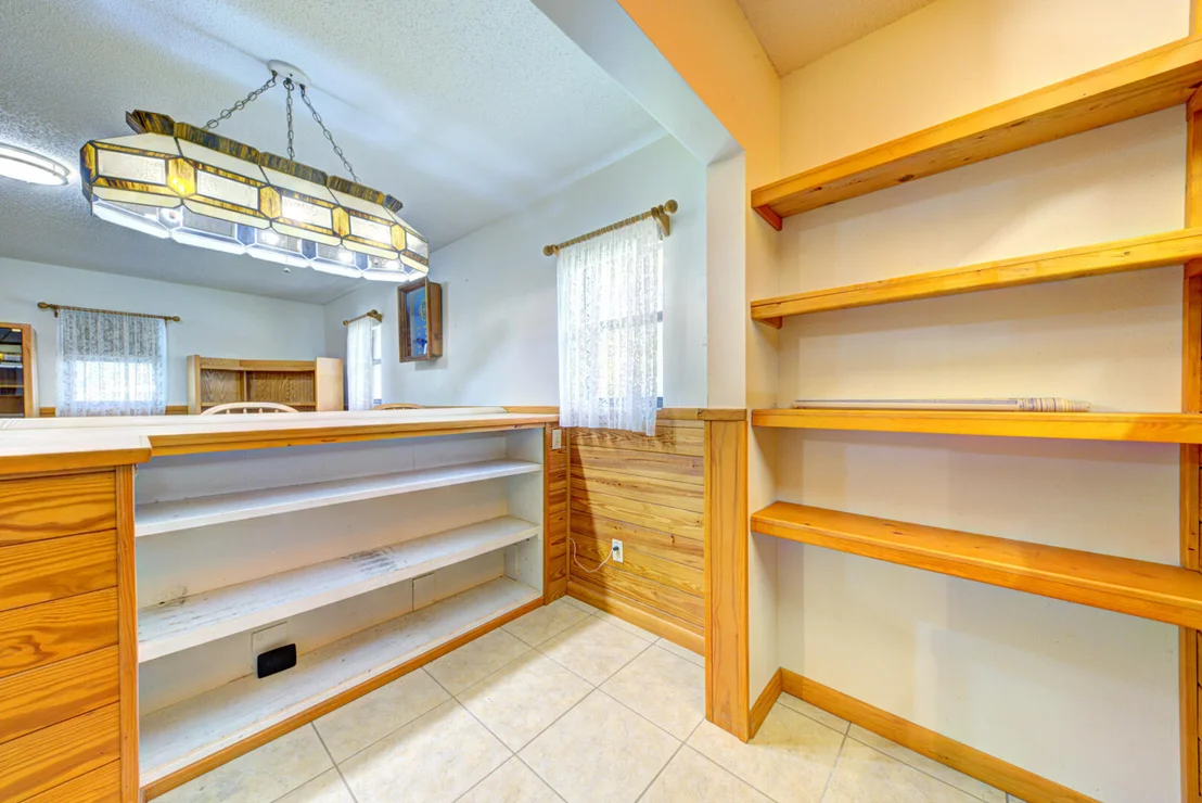 Photo of 4885 Rayburn Road
