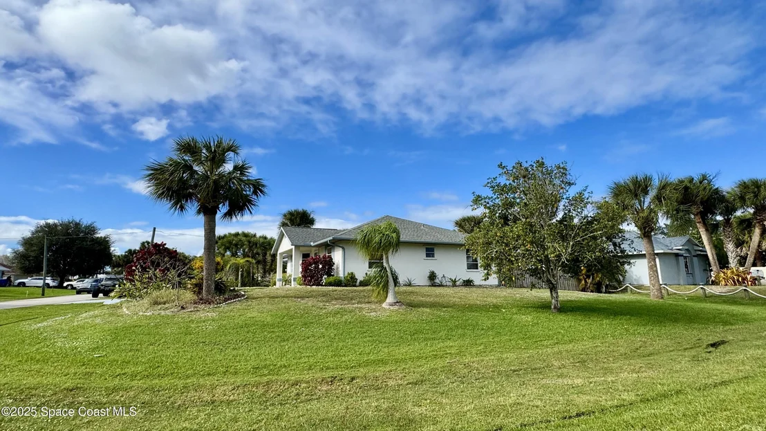 Photo of 175 Chaloupe Terrace