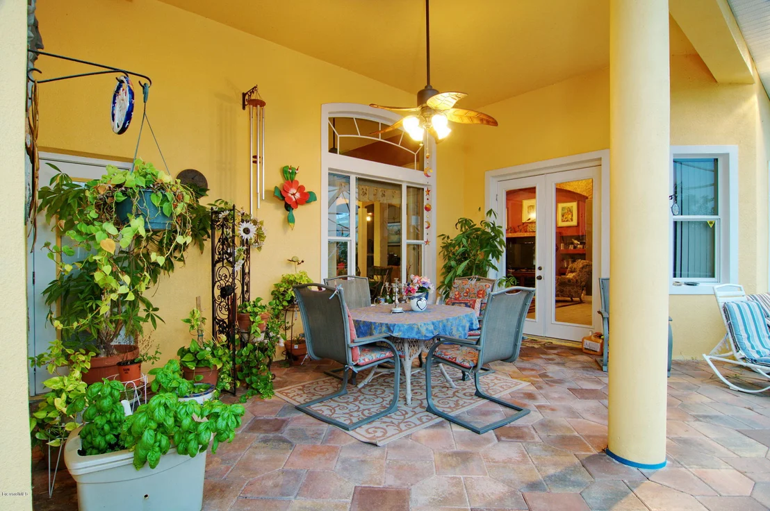 Photo of 925 Derby Lane