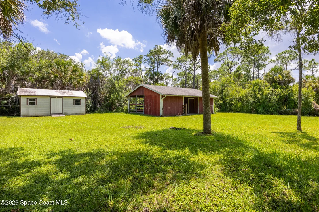 Photo of 3880 Ponderosa Road