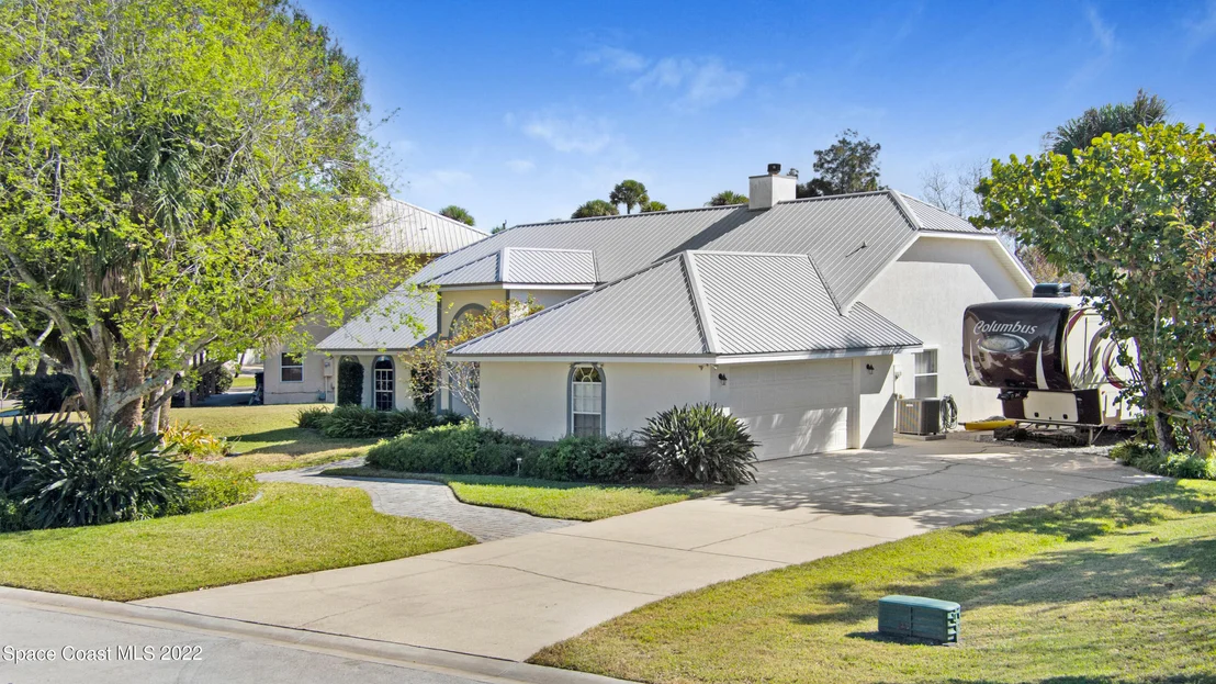 Photo of 115 River Road Circle