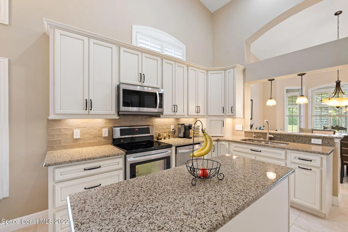 Photo of 557 Willis Way