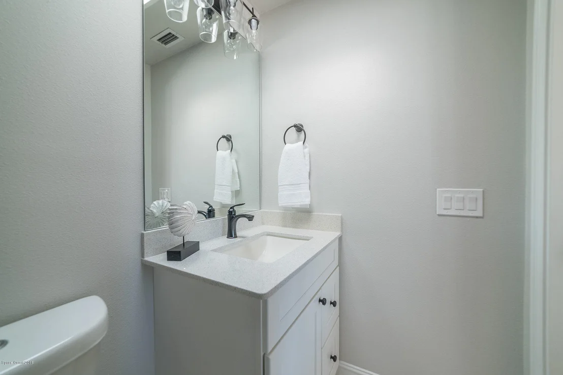 Photo of 417 Cardinal Drive