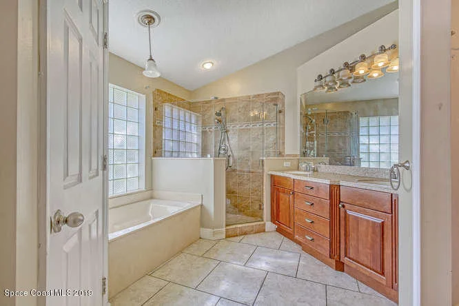 Photo of 3916 Saint Armens Circle