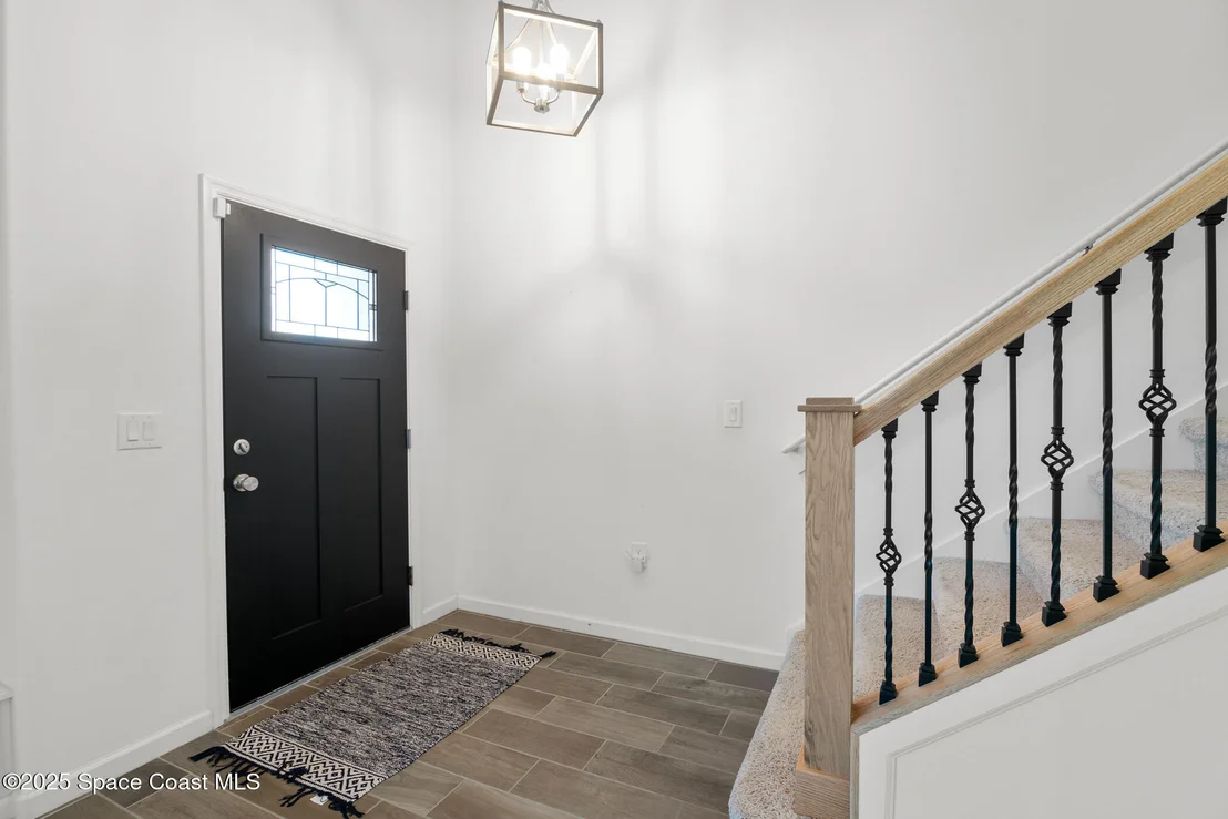 Photo of 950 Dillard Drive SE