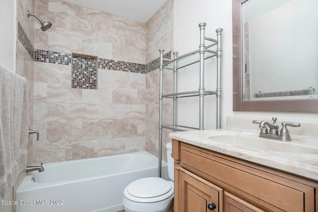 Photo of 4250 Silver Lake Drive