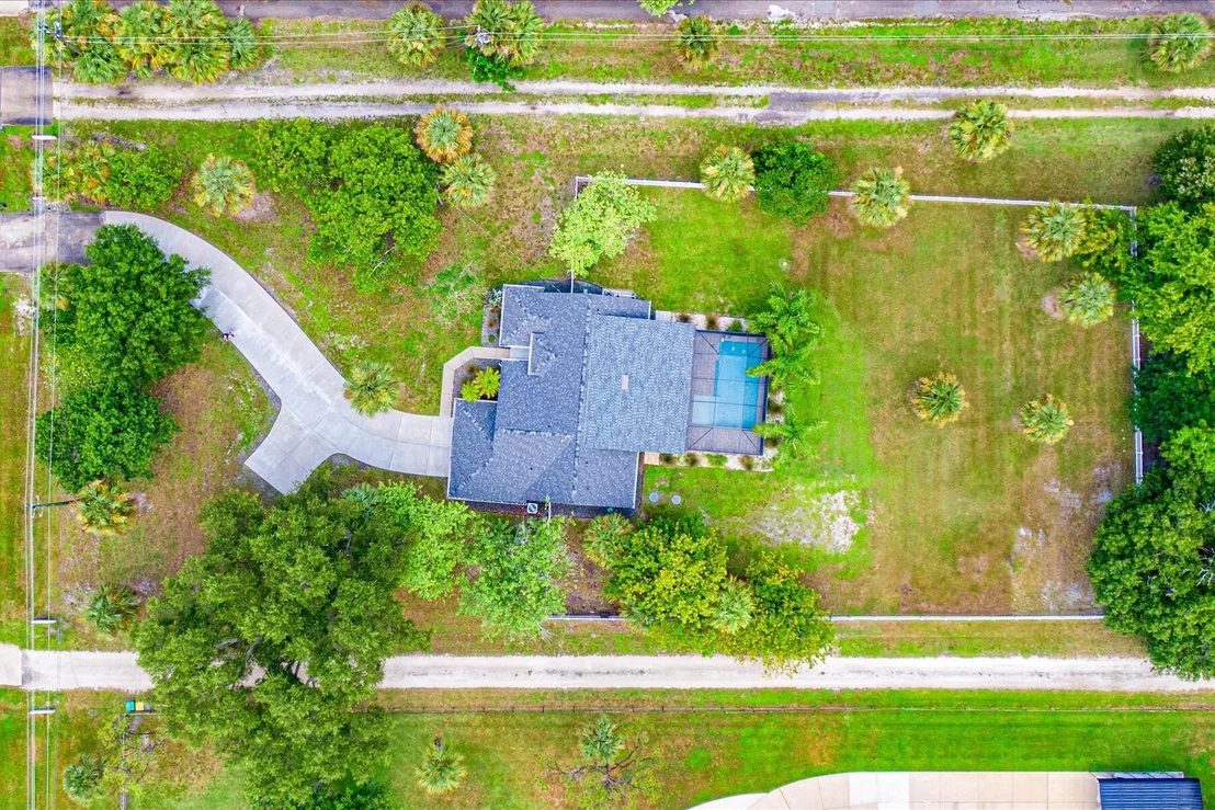 Photo of 4005 Post Road