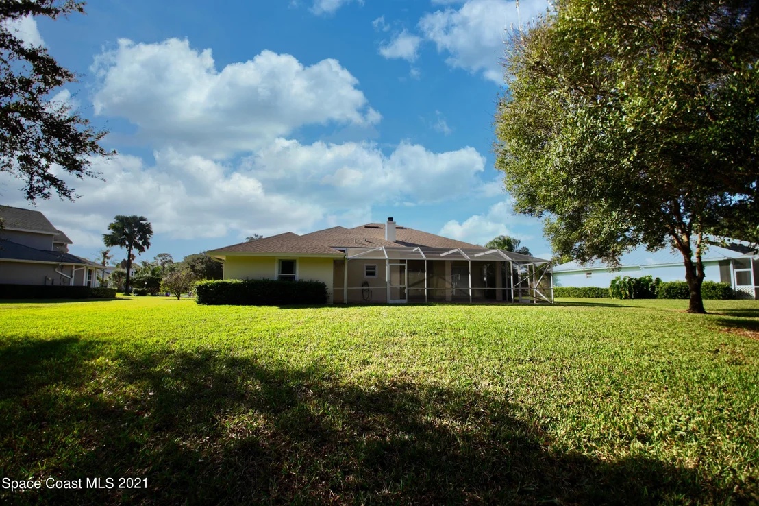 Photo of 6439 53rd Circle
