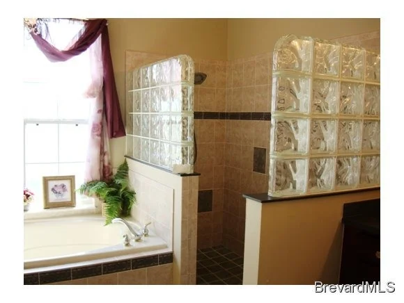 Photo of 3623 Carambola