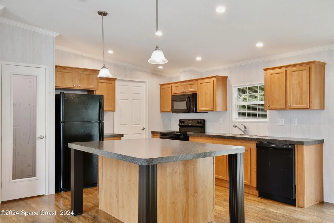 Photo of 3424 Populatic Street