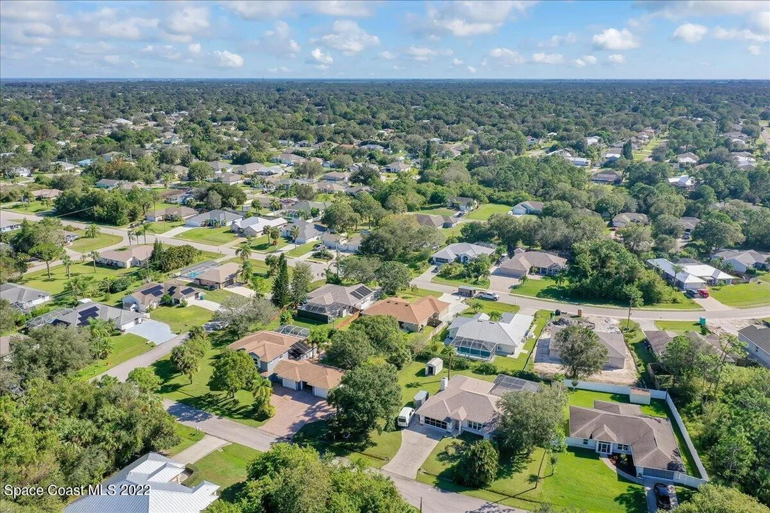 Photo of 1477 Bevan Drive