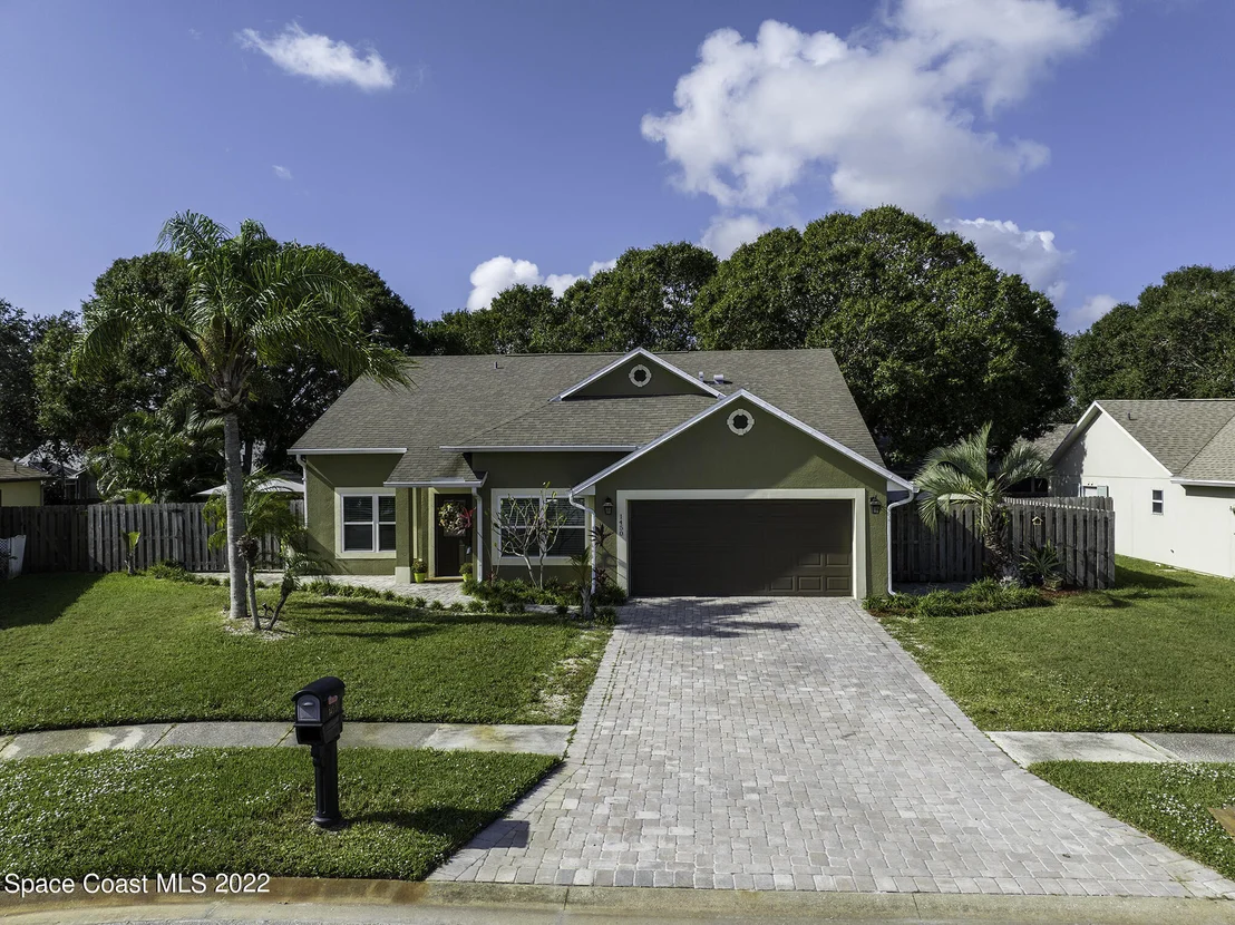 Photo of 1450 Ambra Drive
