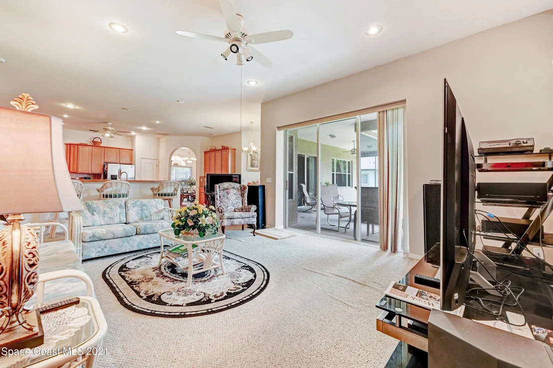 Photo of 5941 Newbury Circle