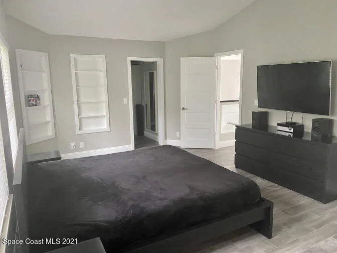 Photo of 3937 Saint Armens Circle