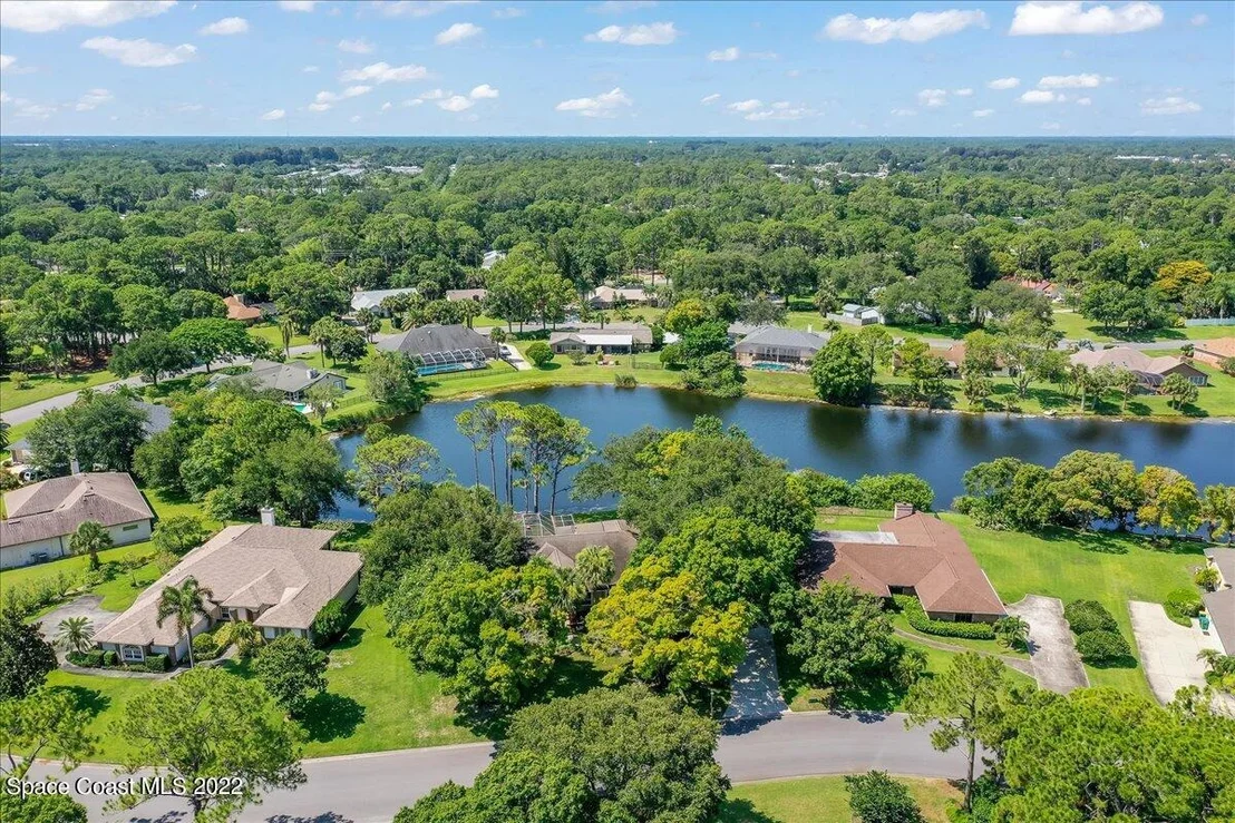 Photo of 7933 Timberlake Drive