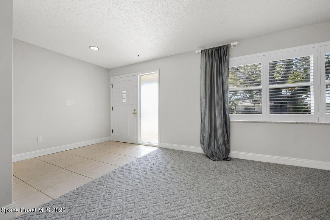 Photo of 304 Dorset Drive