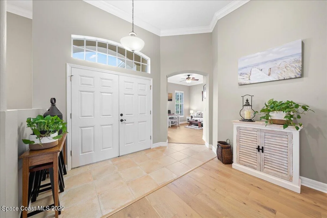 Photo of 5247 Solway Drive