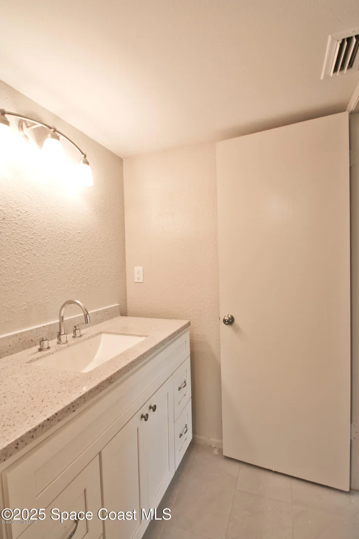 Photo of Unit 3C at 2550 Eagle Drive