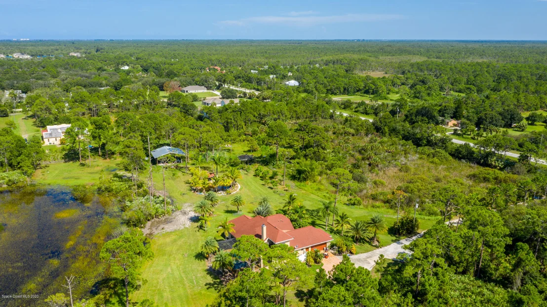 Photo of 1460 Grant Road