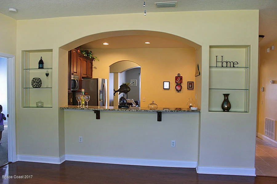 Photo of 1750 Bridgeport Circle