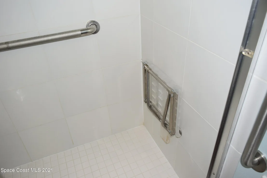 Photo of 1111 Grapefruit Road SE