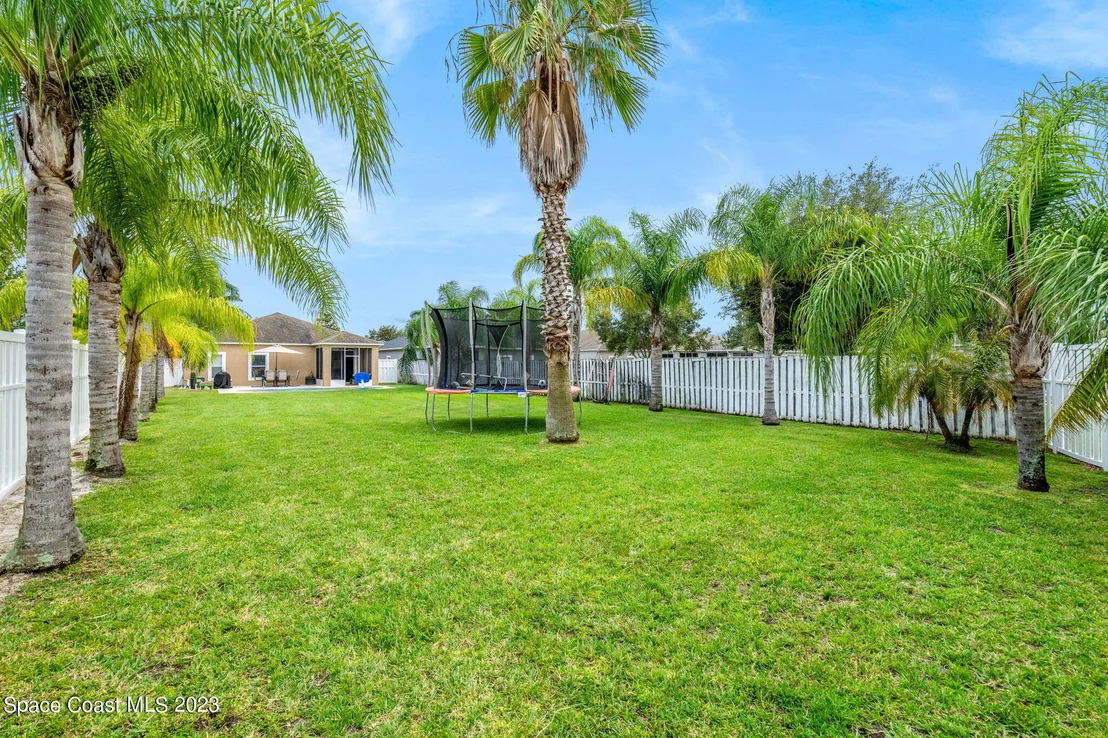 Photo of 5916 Indigo Crossing Drive