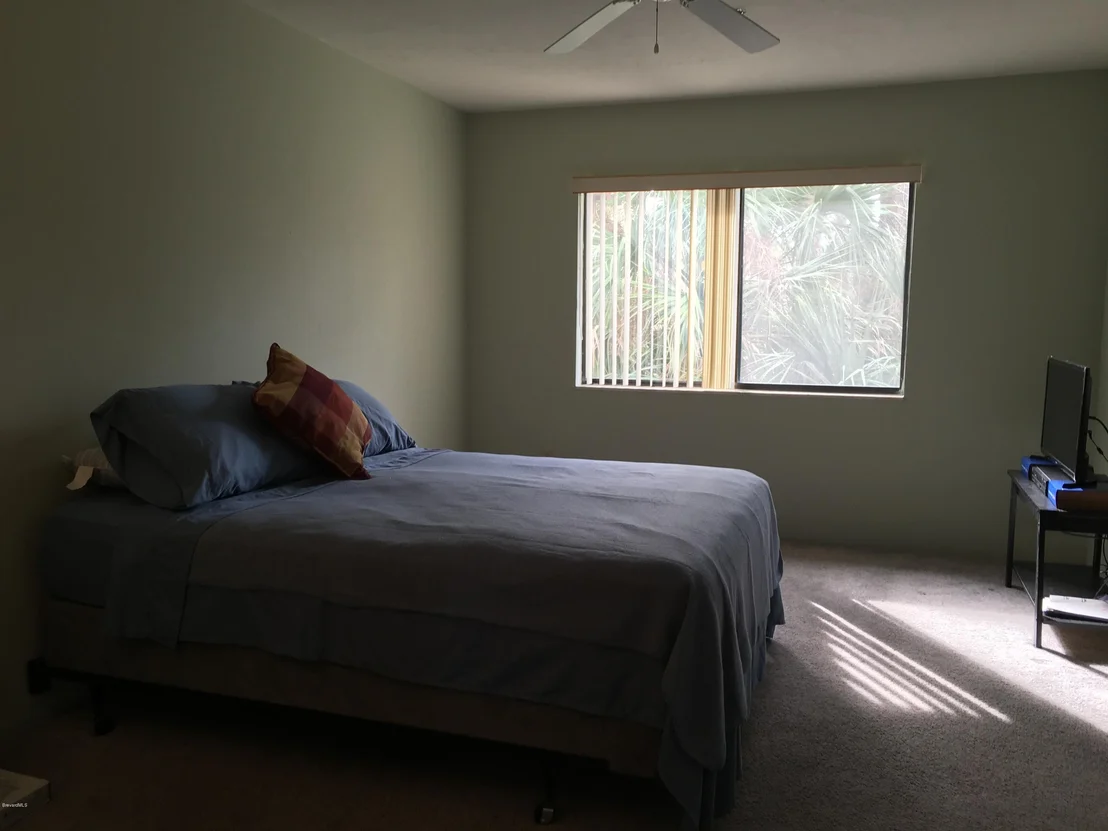 Photo of Unit 708 at 7815 Maplewood Drive
