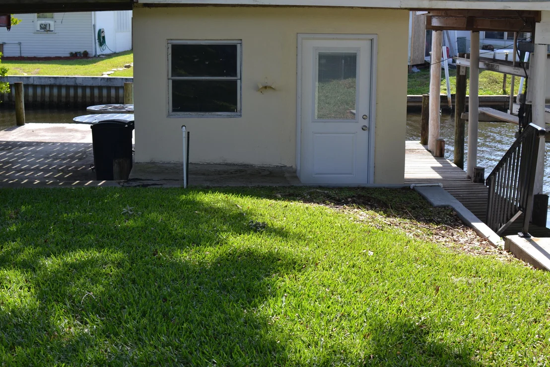 Photo of 9816 Riverview Drive