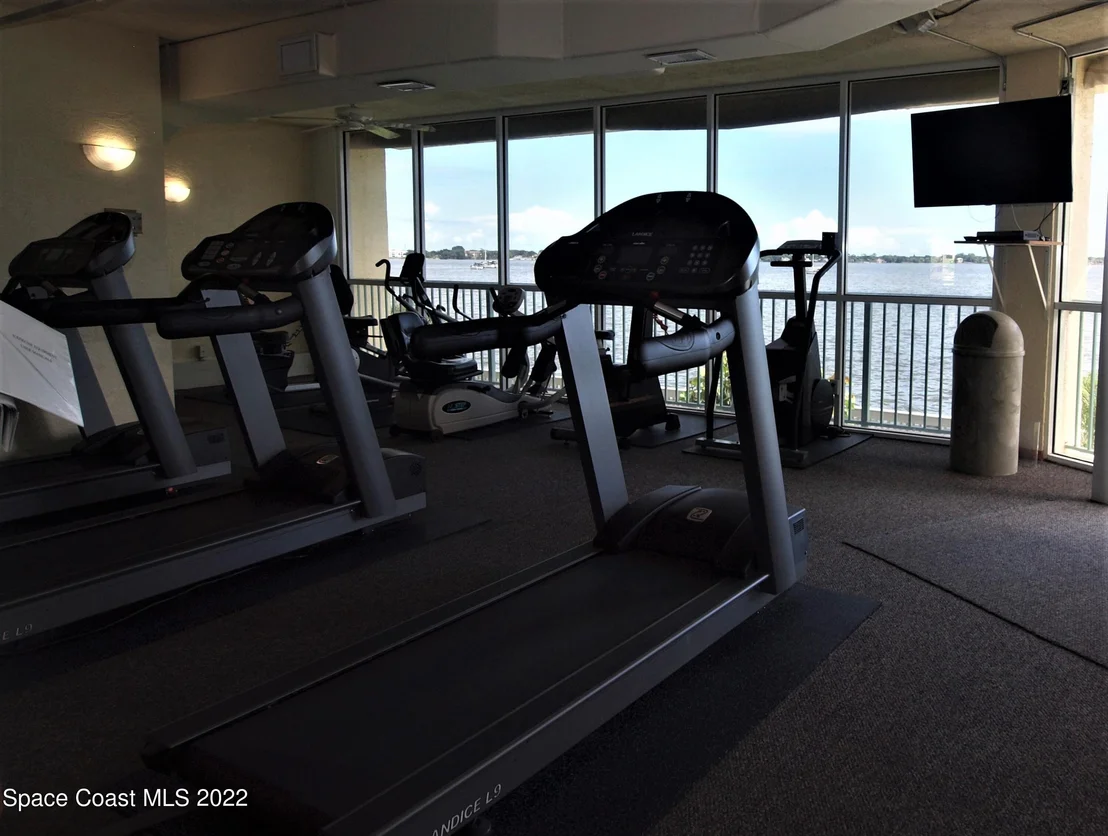 Photo of Unit 302 at 100 Riverside Drive