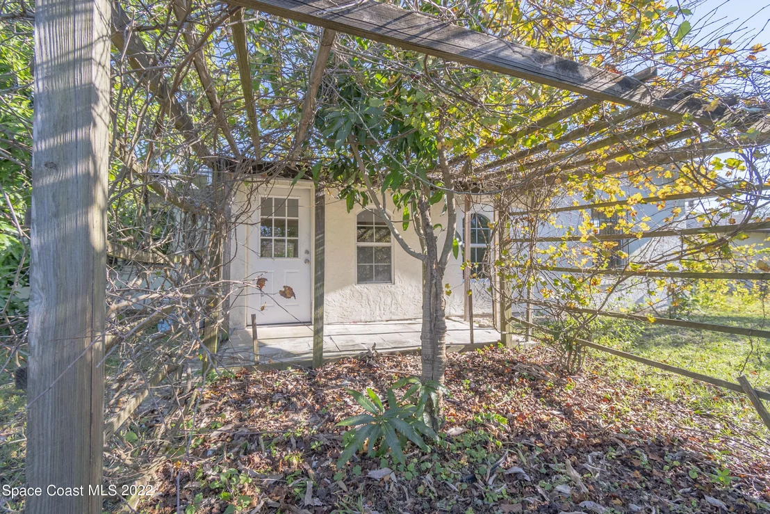 Photo of 936 Clayton Drive
