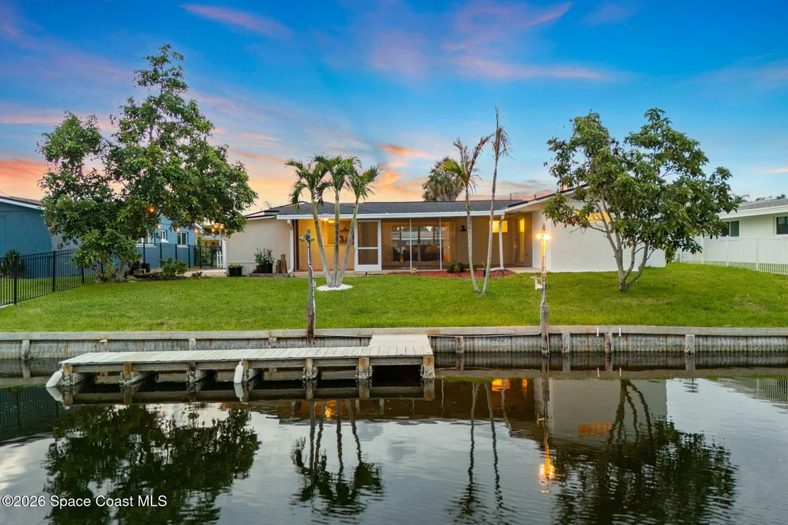 Photo of 462 Sandpiper Drive
