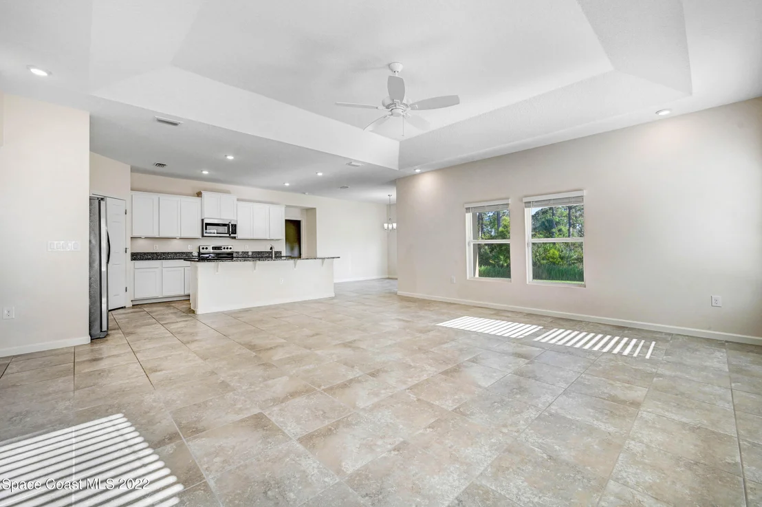 Photo of 636 Stonebriar Drive