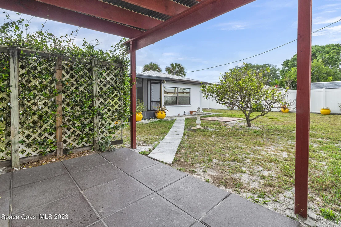 Photo of 521 Buckingham Avenue